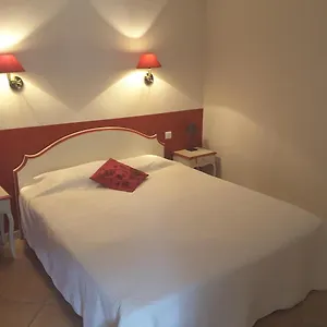 https://lauberge-des-tilleuls.fr-provencehotel.com